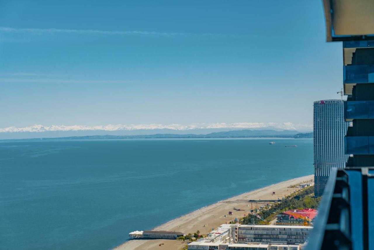 G-Point City Beach Batumi Exteriör bild